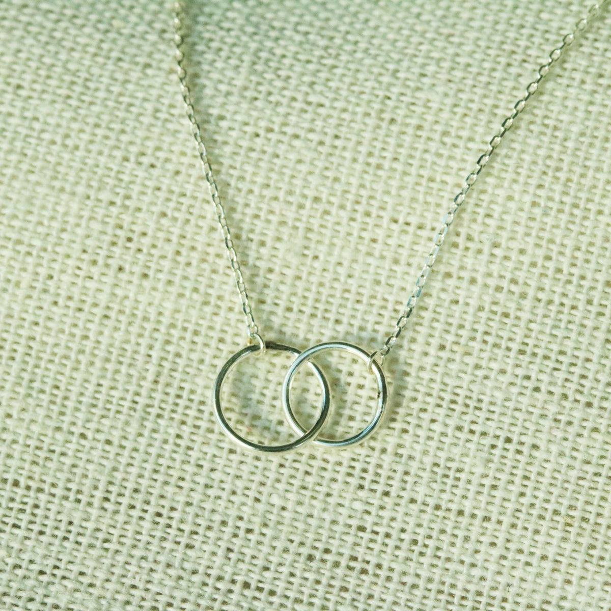 Double circles bracelet
